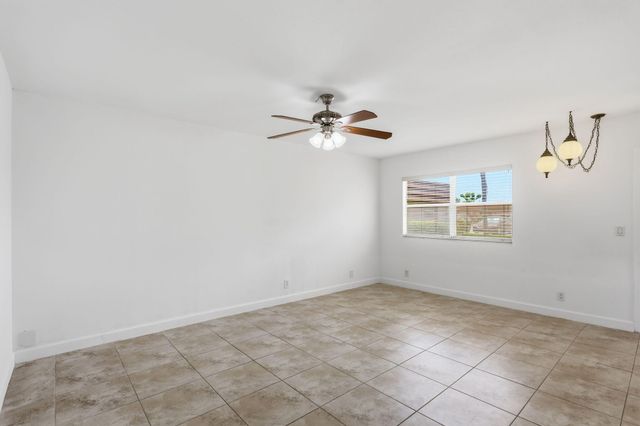 164 Seville G, Delray Beach, FL 33446