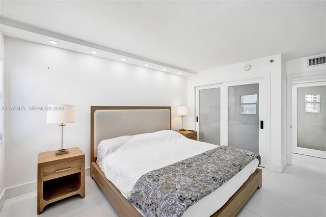 1201 S Ocean Dr 1001S, Hollywood, FL 33019