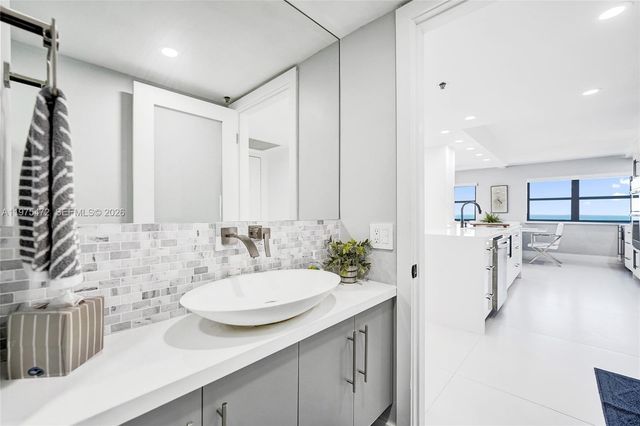 1201 S Ocean Dr 1001S, Hollywood, FL 33019