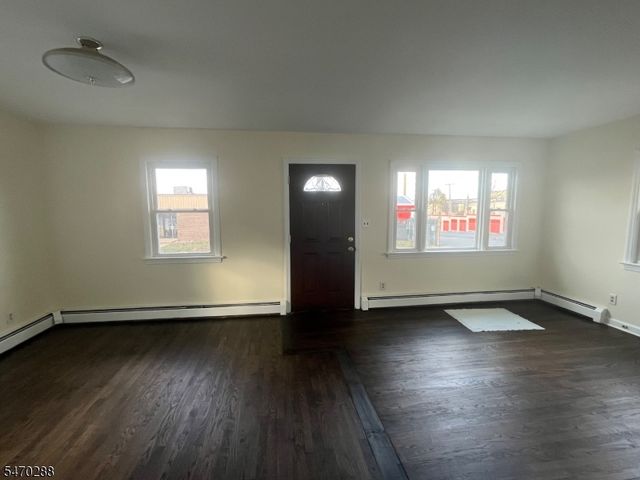 586 Sweetland Ave, Hillside Twp., NJ 07205