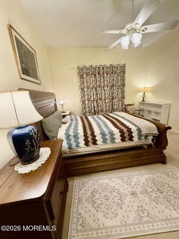 9 Summerfield Drive, Lakewood, NJ 08701