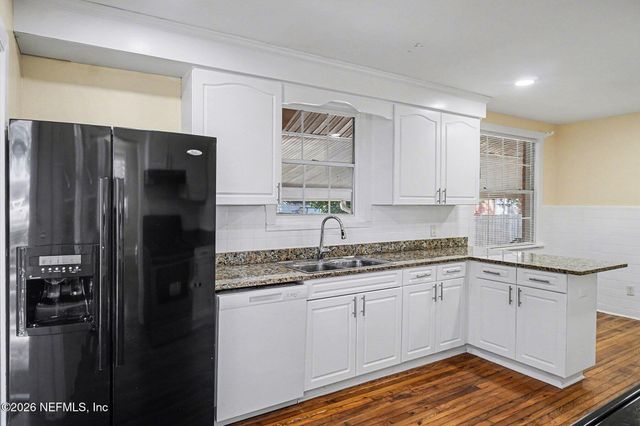 318 TROUT RIVER Drive, Jacksonville, FL 32208