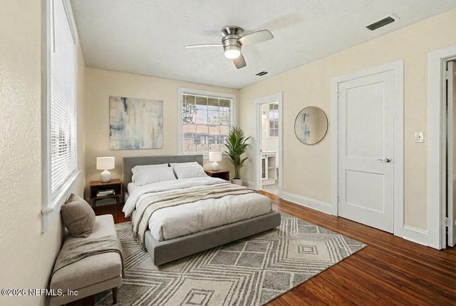 318 TROUT RIVER Drive, Jacksonville, FL 32208