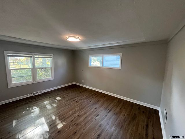 4619 Saratoga Street, Omaha, NE 68104