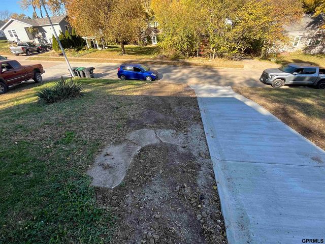 4619 Saratoga Street, Omaha, NE 68104