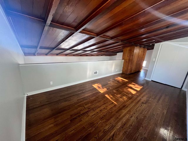 4619 Saratoga Street, Omaha, NE 68104