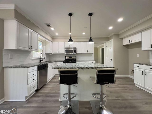 2315 Shore View Way, Suwanee, GA 30024