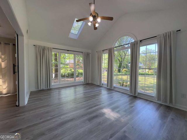 2315 Shore View Way, Suwanee, GA 30024