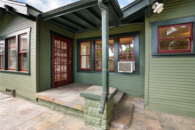 733 Walnut, Long Beach, CA 90813