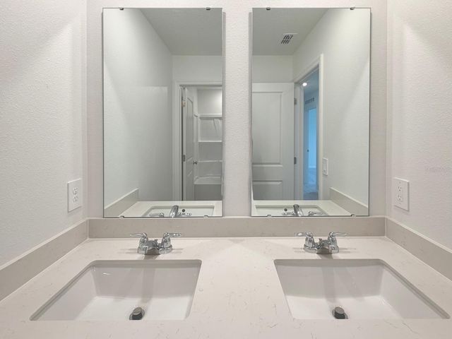 1517 LOXLEY TRAIL, Kissimmee, FL 34746