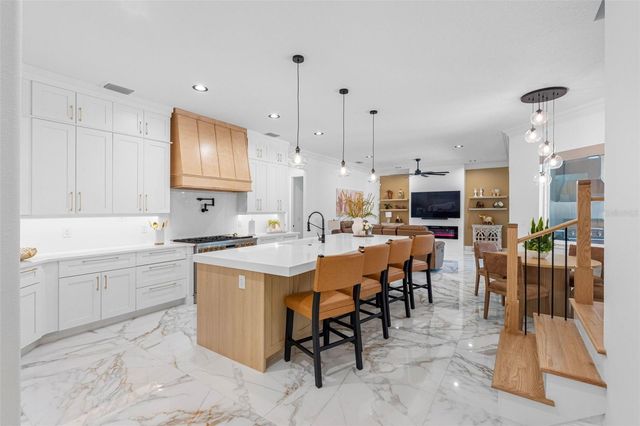 17117 LAKESHORE ROAD, Lutz, FL 33558