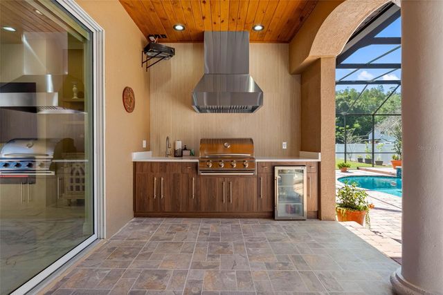 17117 LAKESHORE ROAD, Lutz, FL 33558