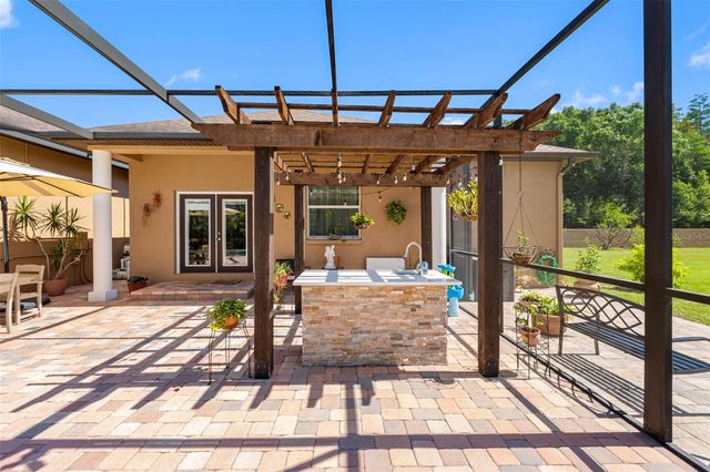 17117 LAKESHORE ROAD, Lutz, FL 33558