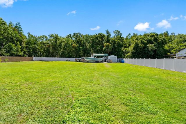 17117 LAKESHORE ROAD, Lutz, FL 33558