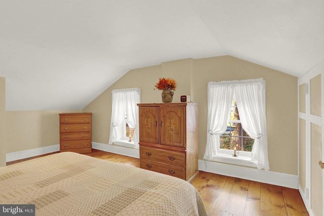 950 ROSSTOWN RD, Lewisberry, PA 17339