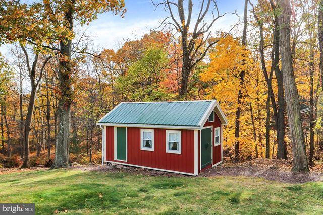 950 ROSSTOWN RD, Lewisberry, PA 17339