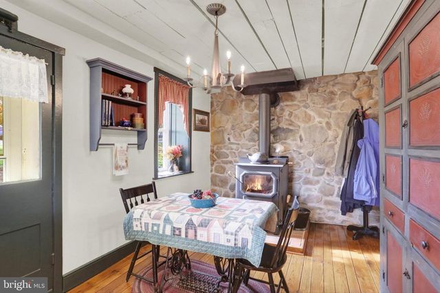 950 ROSSTOWN RD, Lewisberry, PA 17339