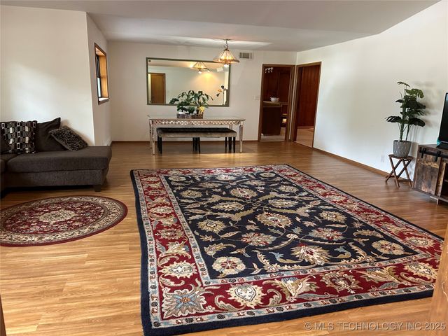 1301 3rd Avenue SW, Ardmore, OK 73401