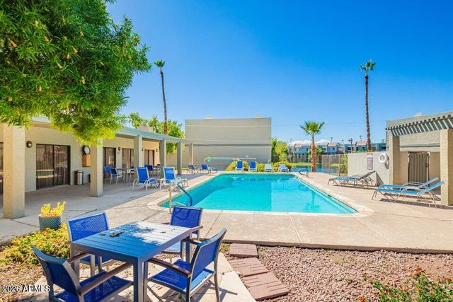 2524 S EL PARADISO -- 120, Mesa, AZ 85202