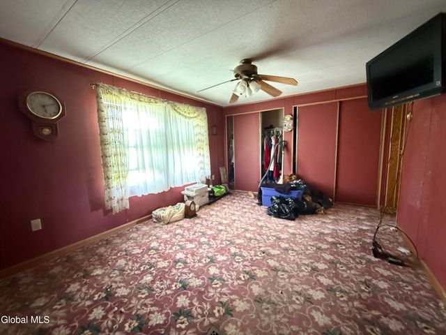 50 W Starbuck Lane, Fort Ann, NY 12827