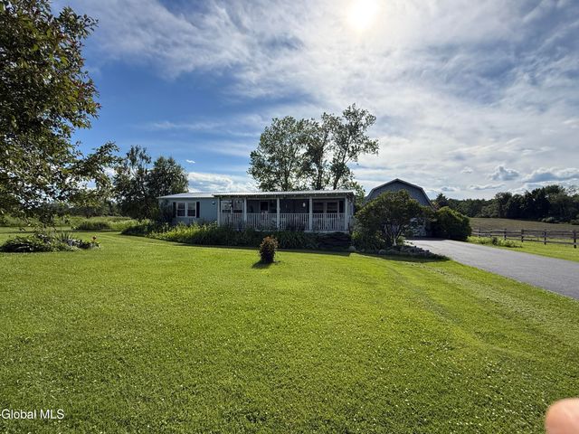 50 W Starbuck Lane, Fort Ann, NY 12827