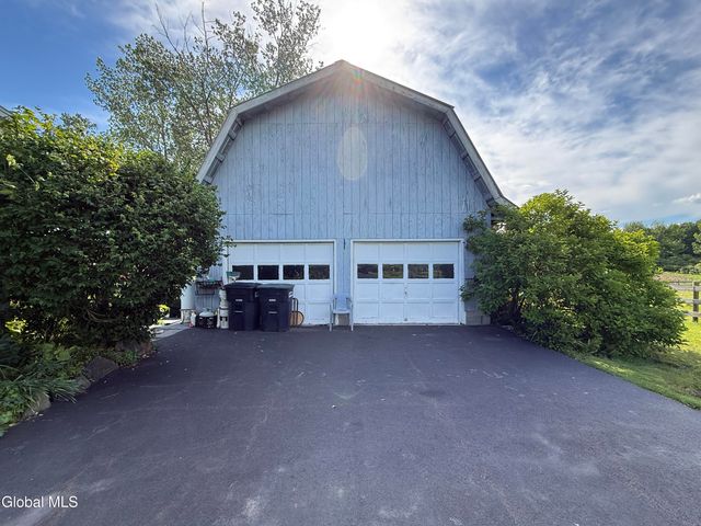 50 W Starbuck Lane, Fort Ann, NY 12827