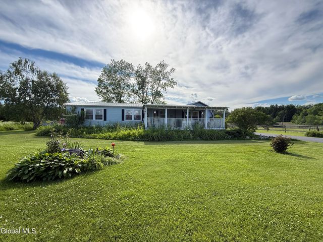 50 W Starbuck Lane, Fort Ann, NY 12827