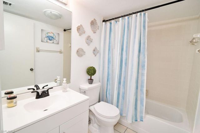 1200 Commonwealth CIR # H201, Naples, FL 34116