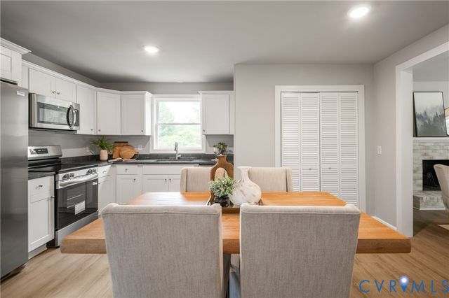 4400 Treely Rd, Chester, VA 23831