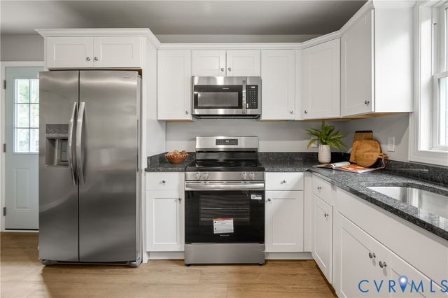 4400 Treely Rd, Chester, VA 23831