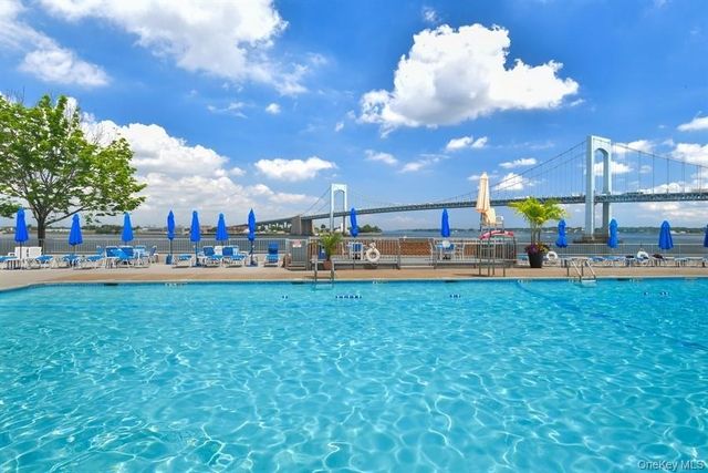 162-41 Powells Cove Boulevard 1G, Beechhurst, NY 11357