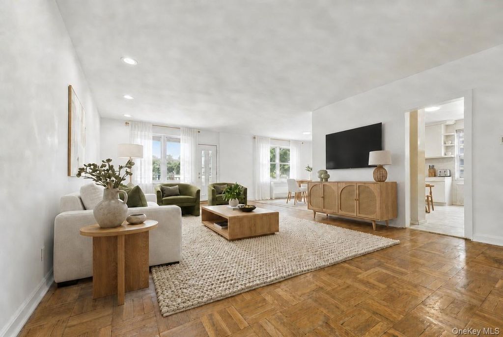 162-41 Powells Cove Boulevard 1G, Beechhurst, NY 11357 — photo 3