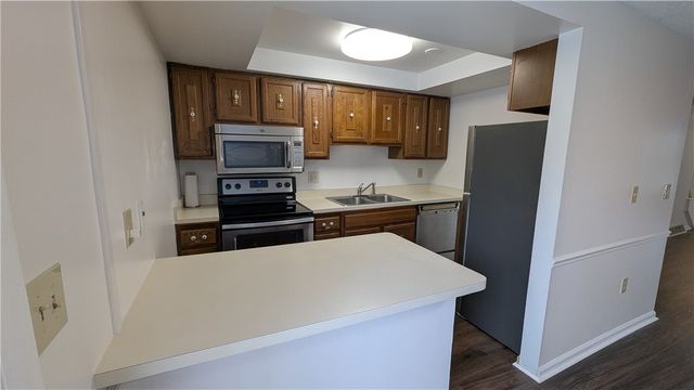 2633 S Kings Arms Circle, Centerville, OH 45440