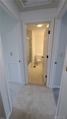 2633 S Kings Arms Circle, Centerville, OH 45440