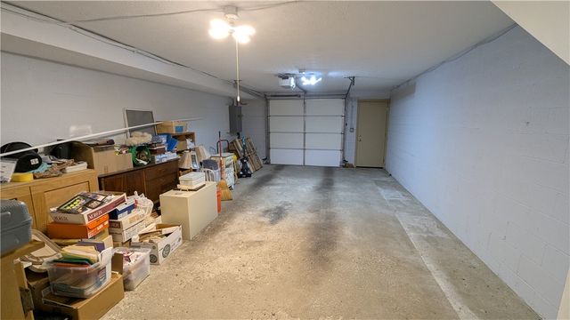 2633 S Kings Arms Circle, Centerville, OH 45440