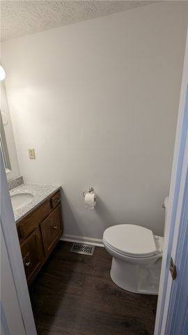 2633 S Kings Arms Circle, Centerville, OH 45440