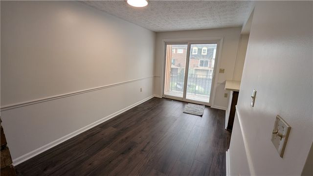 2633 S Kings Arms Circle, Centerville, OH 45440