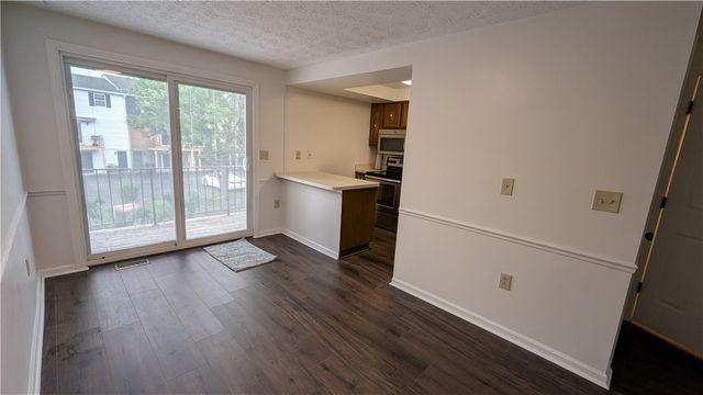 2633 S Kings Arms Circle, Centerville, OH 45440