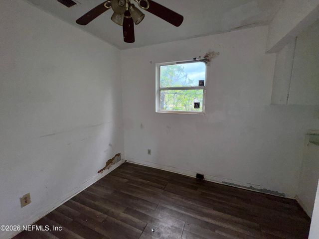 2051 FRANK E Avenue, Jacksonville, FL 32208