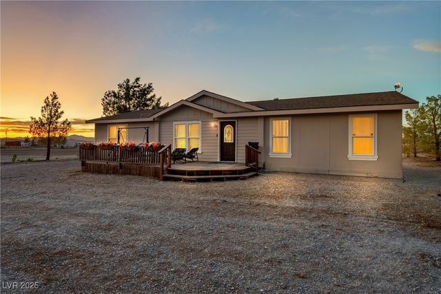 2600 West Gamebird Road, Pahrump, NV 89048