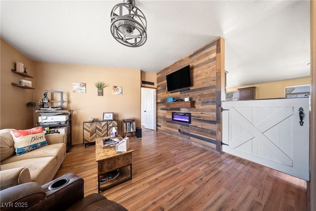 2600 West Gamebird Road, Pahrump, NV 89048