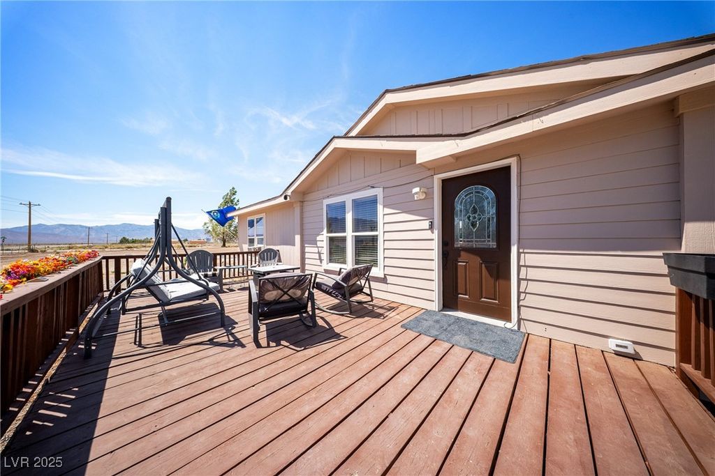 2600 West Gamebird Road, Pahrump, NV 89048