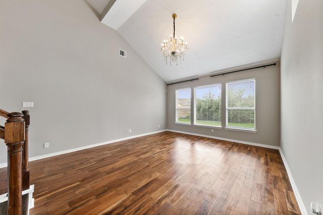 9438 Emerald Lakes Drive, Rosharon, TX 77583