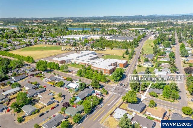 1064 Connecticut Av SE, Salem, OR 97317