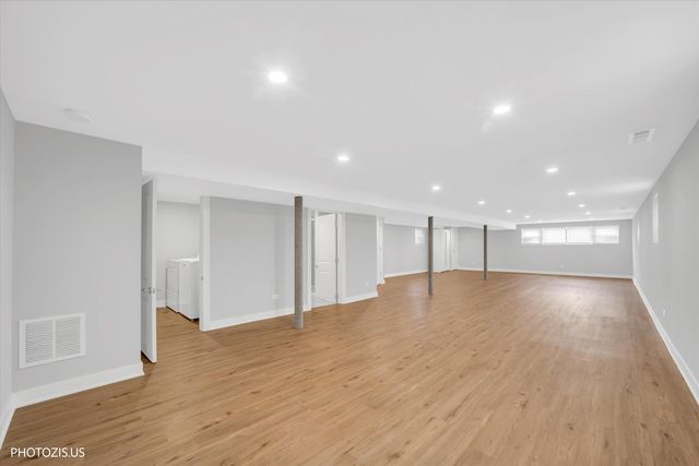 4043 N Wagner Avenue, Schiller Park, IL 60176