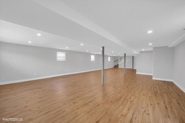 4043 N Wagner Avenue, Schiller Park, IL 60176