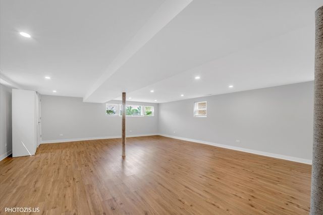 4043 N Wagner Avenue, Schiller Park, IL 60176