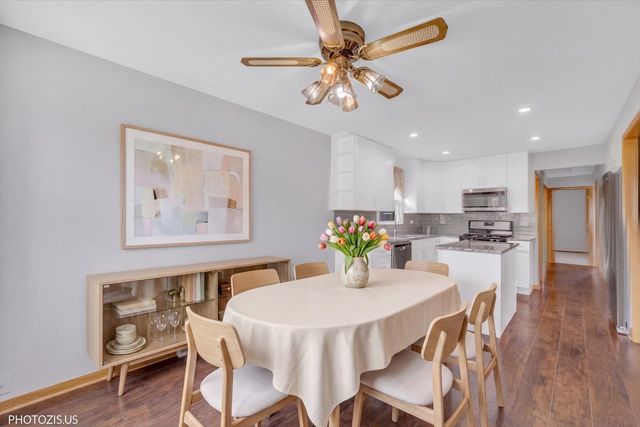 4043 N Wagner Avenue, Schiller Park, IL 60176