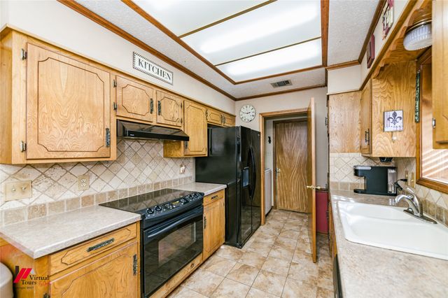 10070 Freedoms Way, Keithville, LA 71047