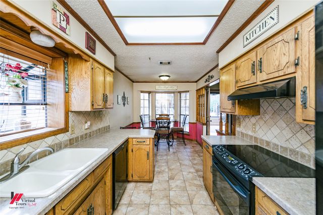 10070 Freedoms Way, Keithville, LA 71047